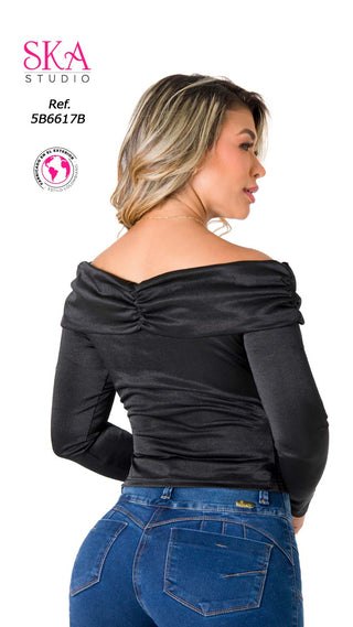 Blusa Cuello Bandeja con Broche 5B6617B - Negro