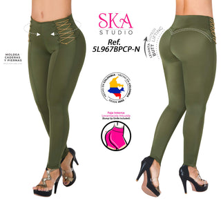 Legging con Detalle Entrecruzado Laterales 5L967BPCP-N - Verde